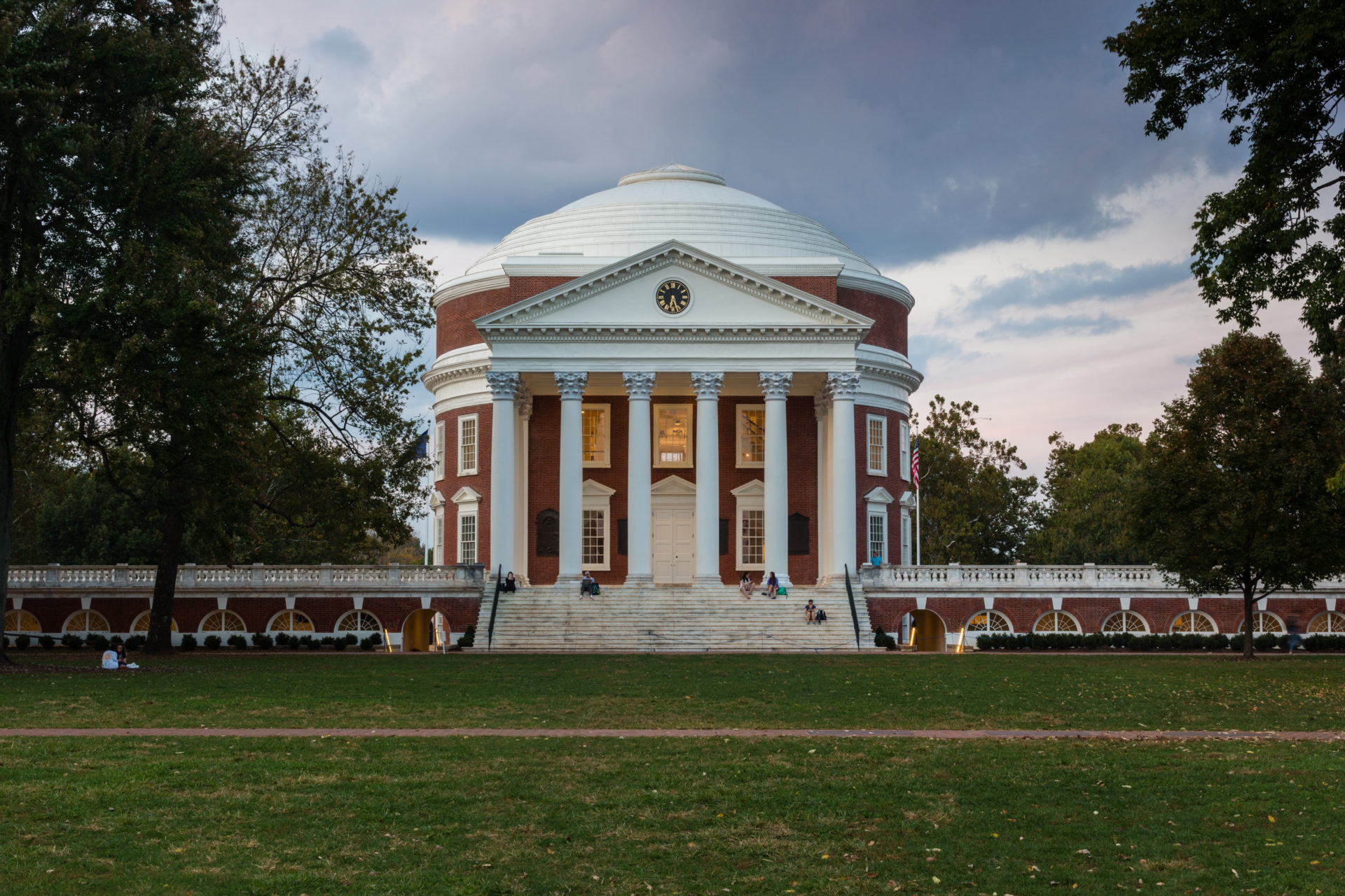 freeze-in-hiring-and-uva-salaries-announced-due-to-covid-19-wuva